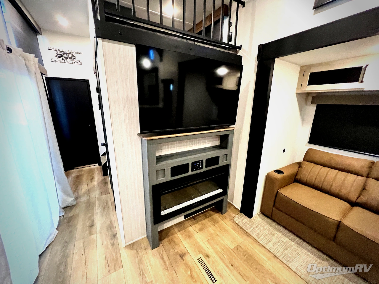 2026 Forest River Puma Vista 403LFT Photo 19