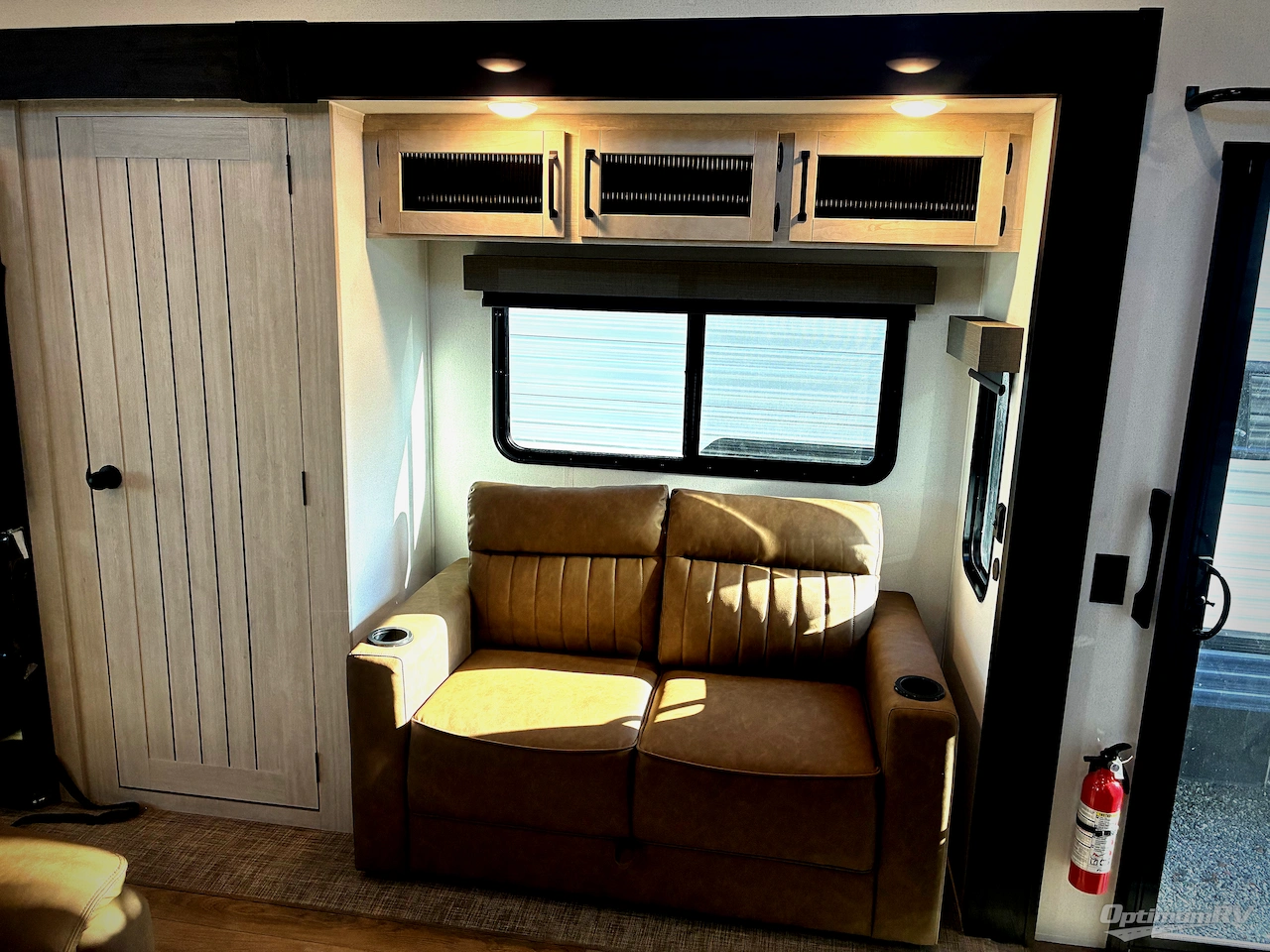 2026 Forest River Puma Vista 403LFT Photo 6