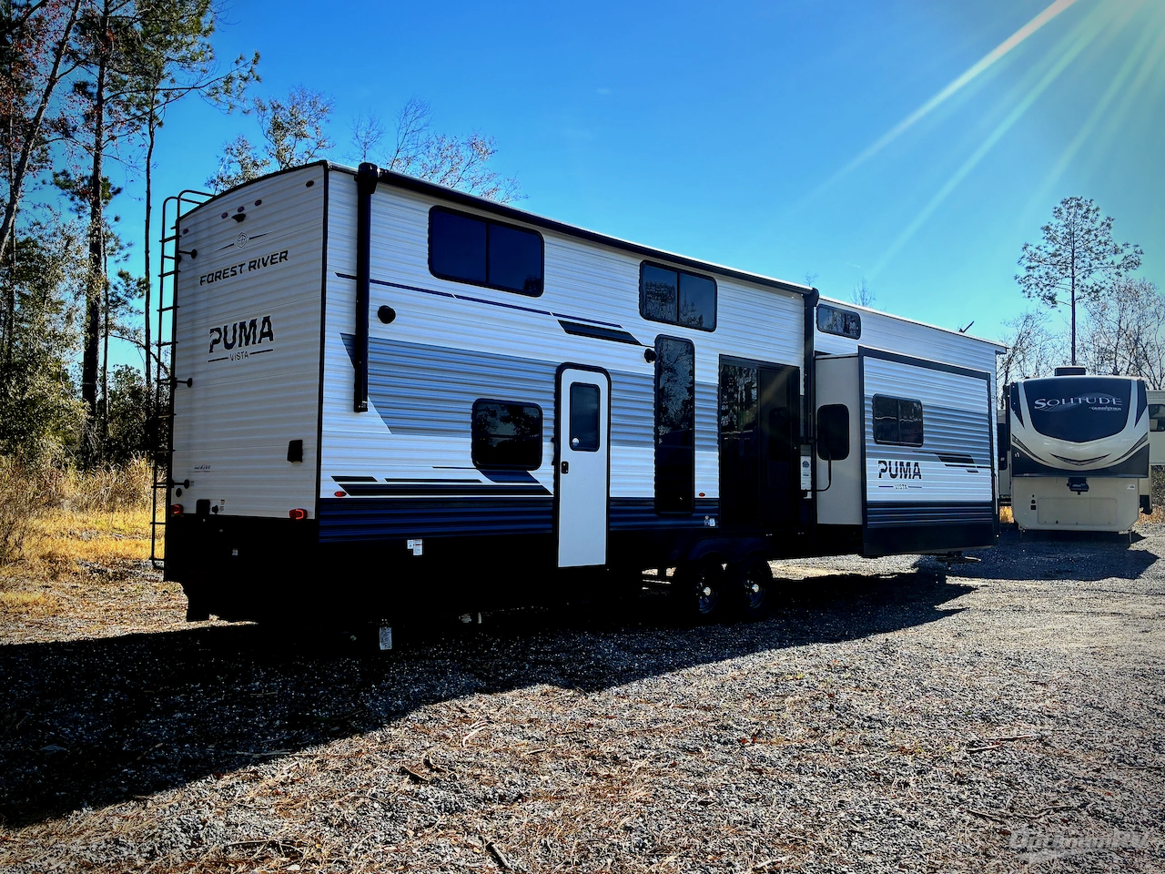 2026 Forest River Puma Vista 403LFT Photo 2