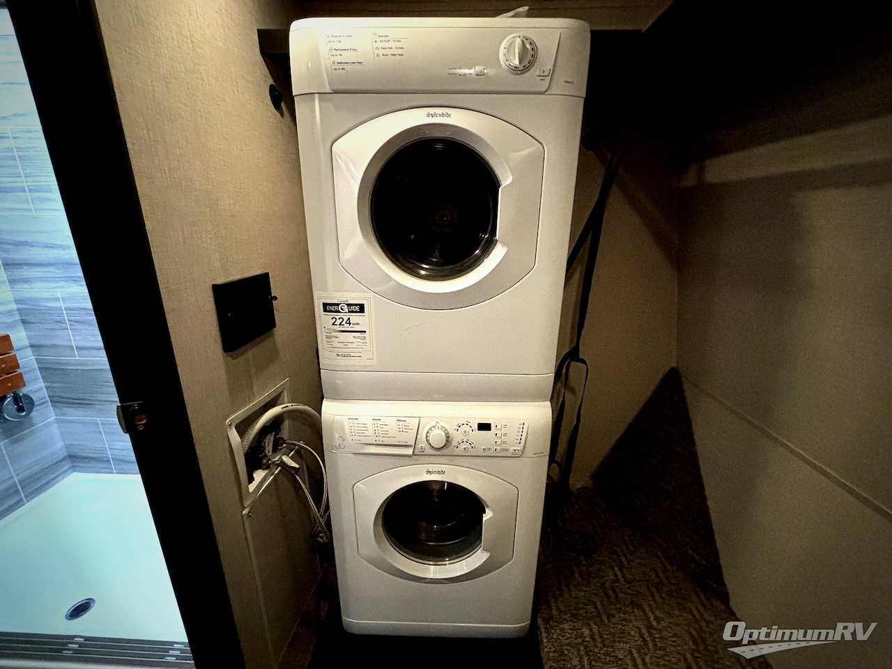 2021 Redwood Redwood 4001LK Photo 11