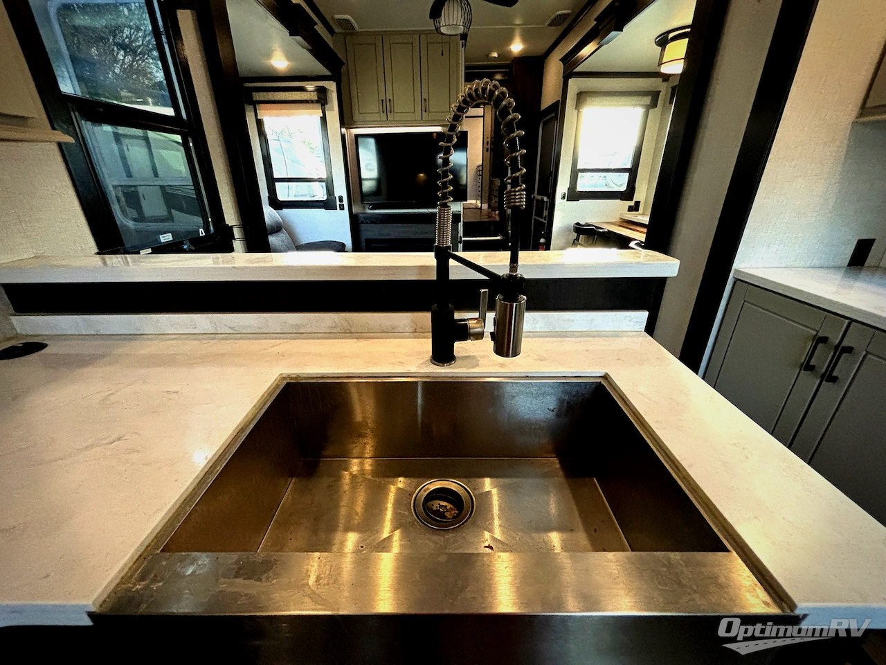 2021 Redwood Redwood 4001LK Photo 19