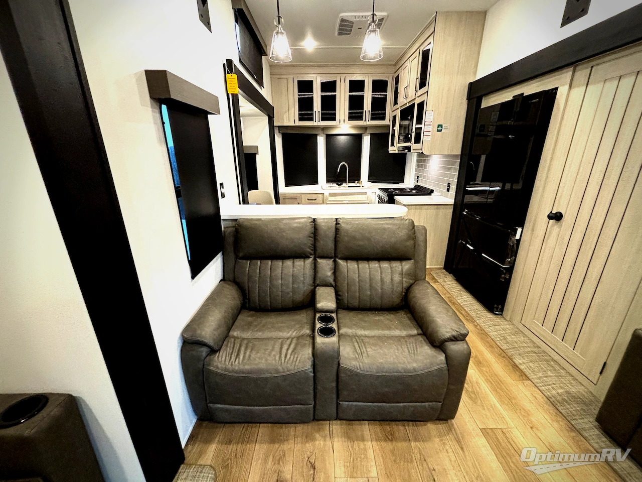 2026 Forest River Puma Vista 403LFT Photo 11