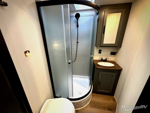 2026 Palomino Puma 32BHQS RV Photo 3