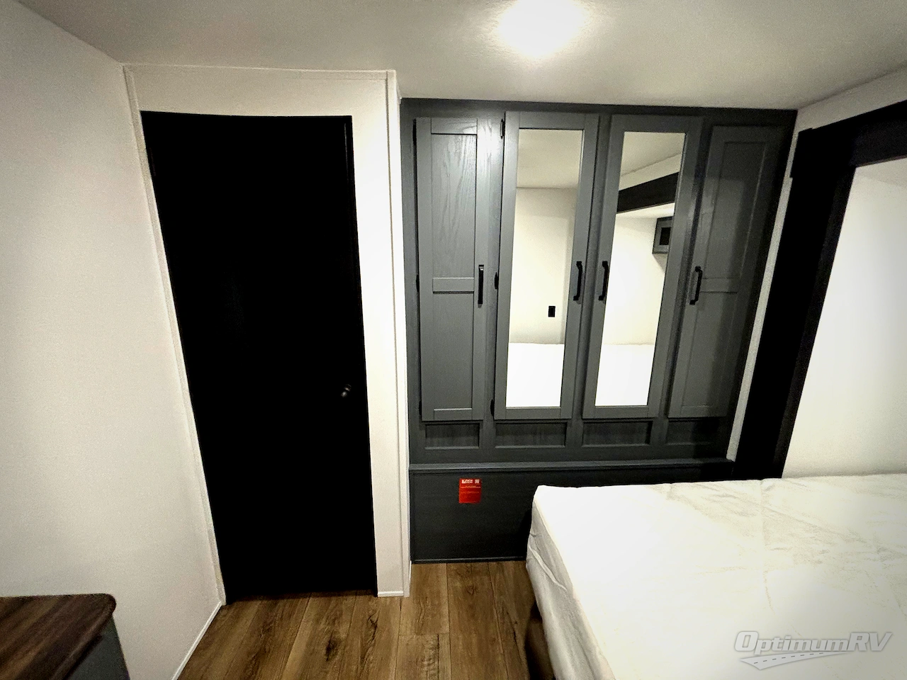 2026 Palomino Puma 32BHQS Photo 9