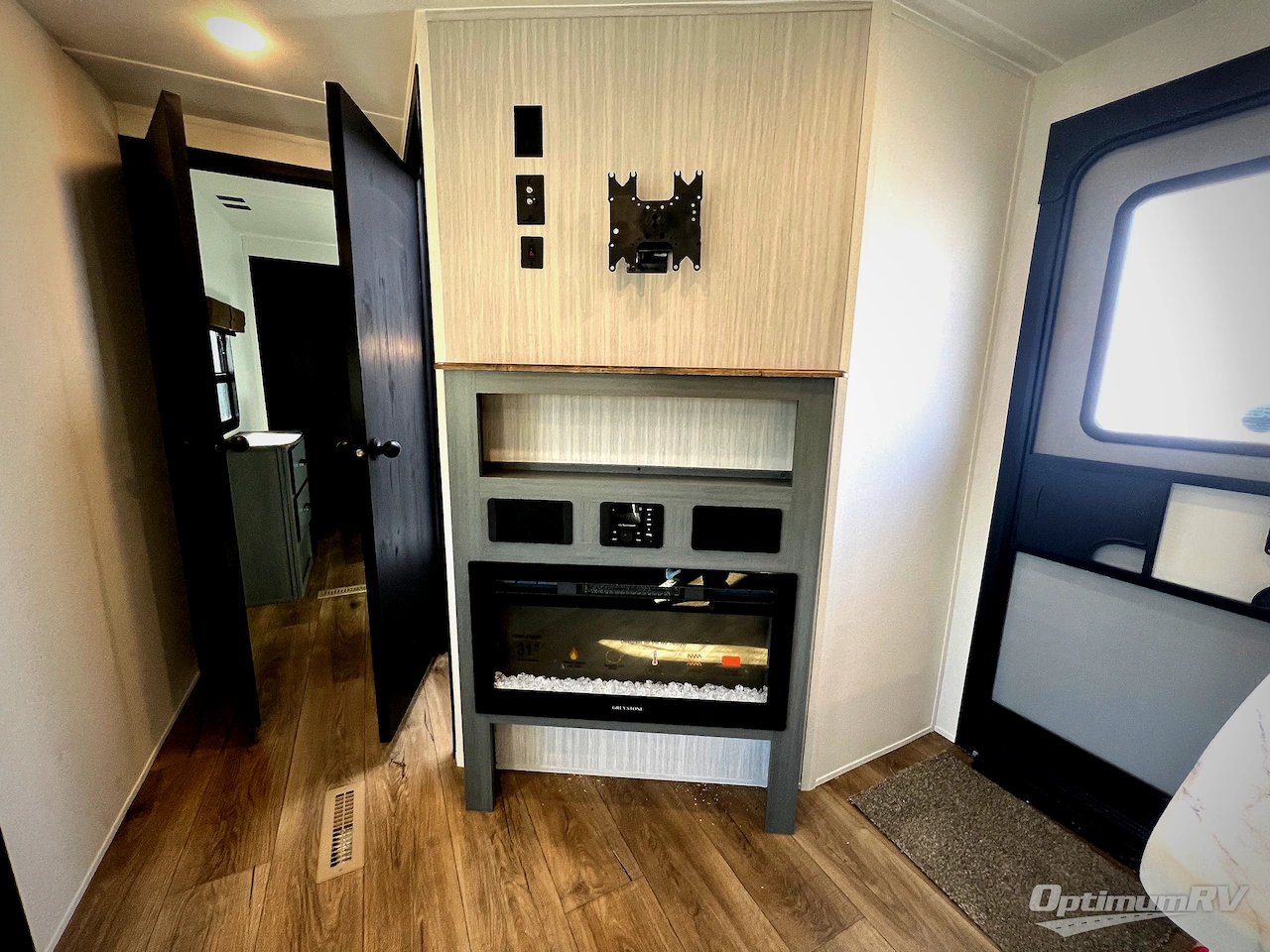 2026 Forest River Puma 32BHQS Photo 7