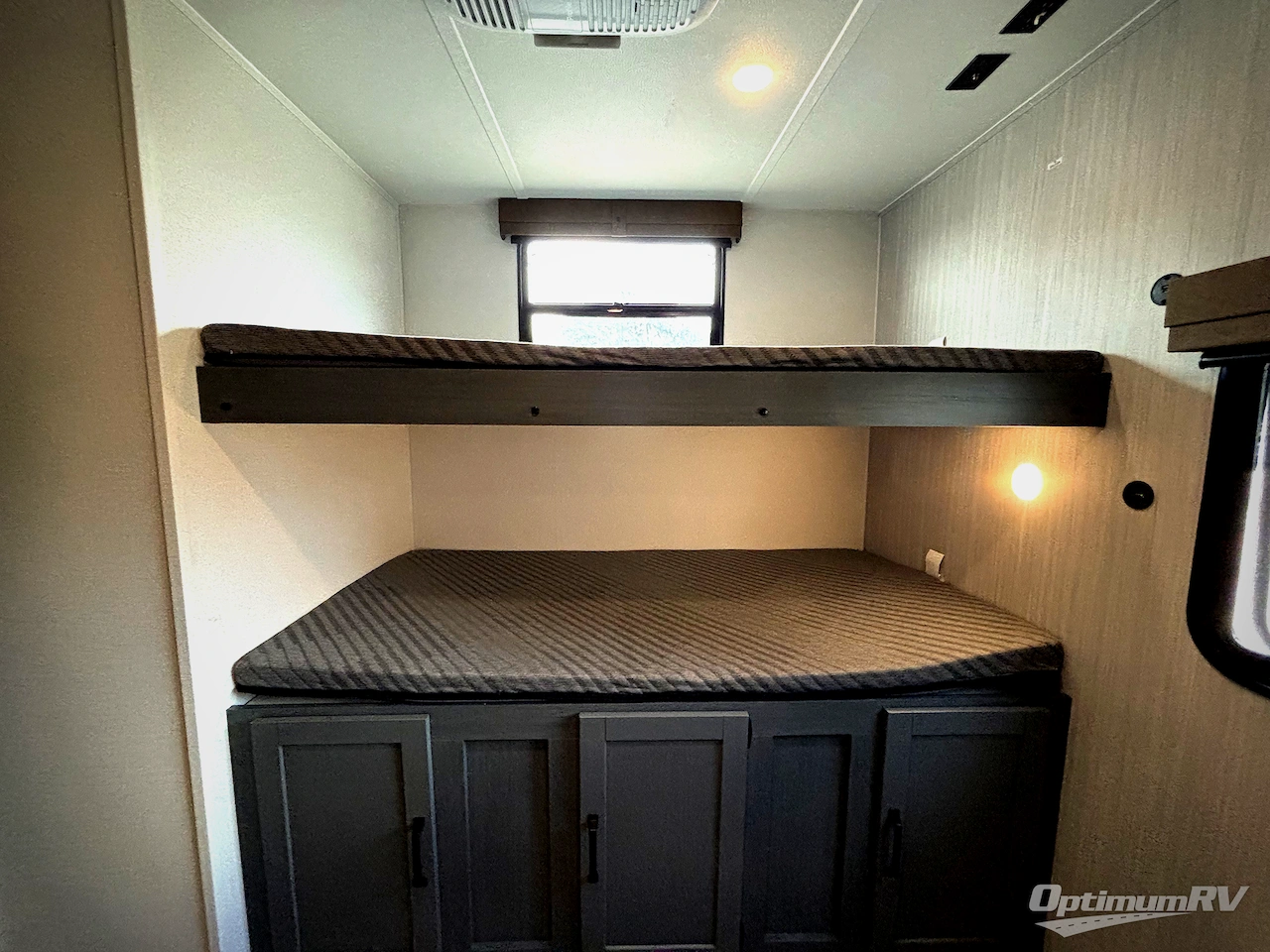 2026 Palomino Puma 32BHQS Photo 15