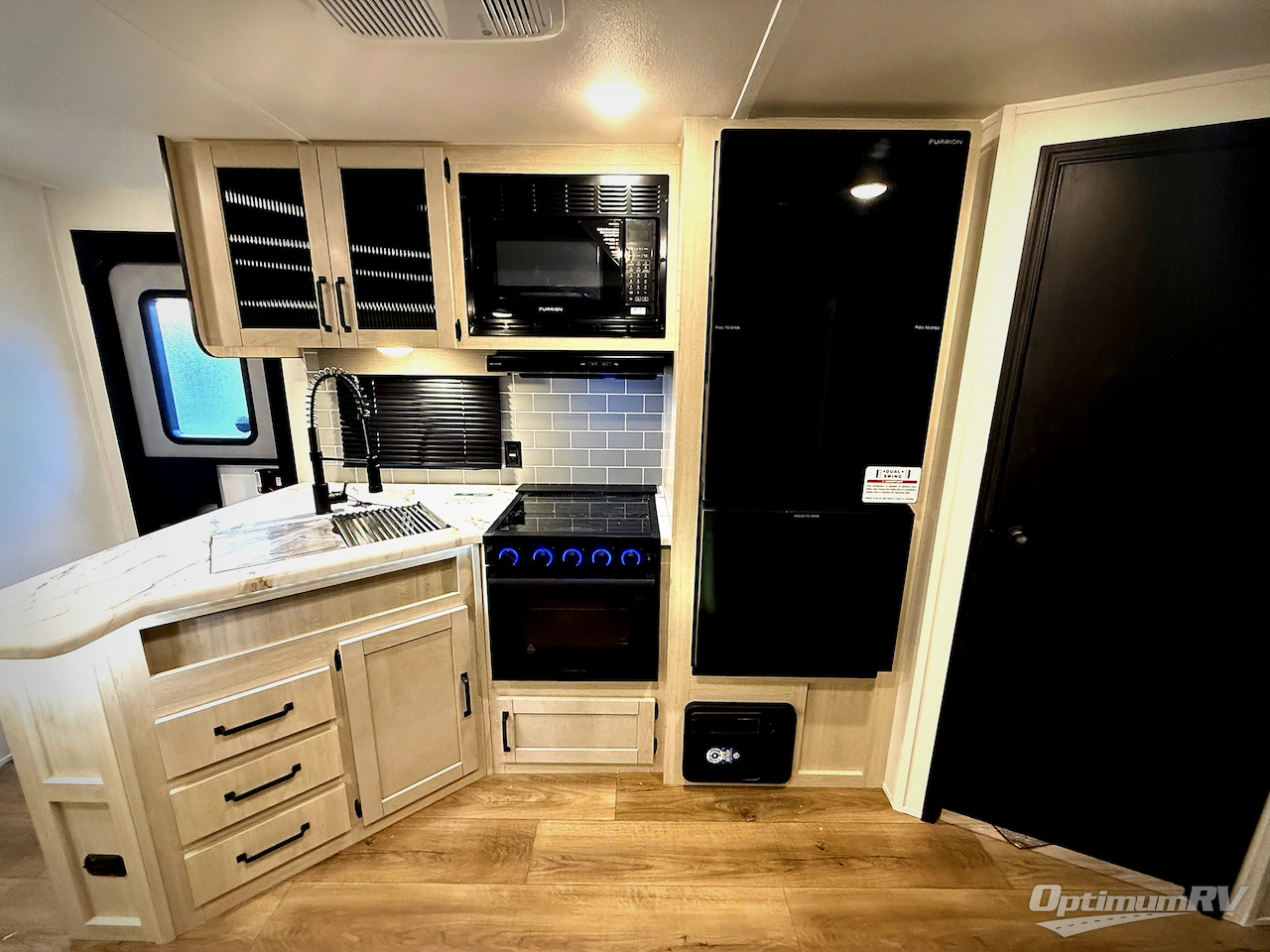 2026 Palomino Puma 32BHQS Photo 10