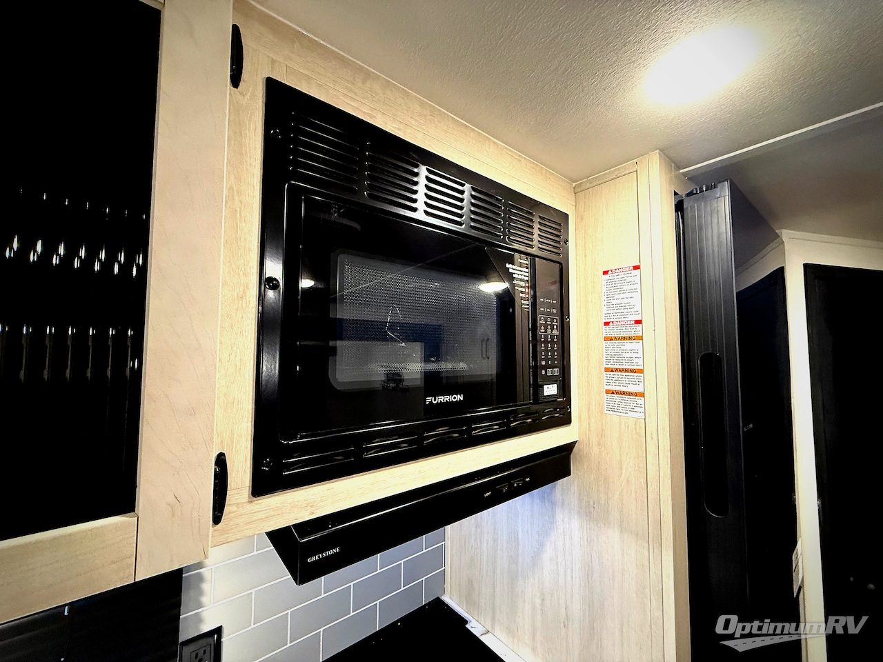 2026 Palomino Puma 32BHQS Photo 13