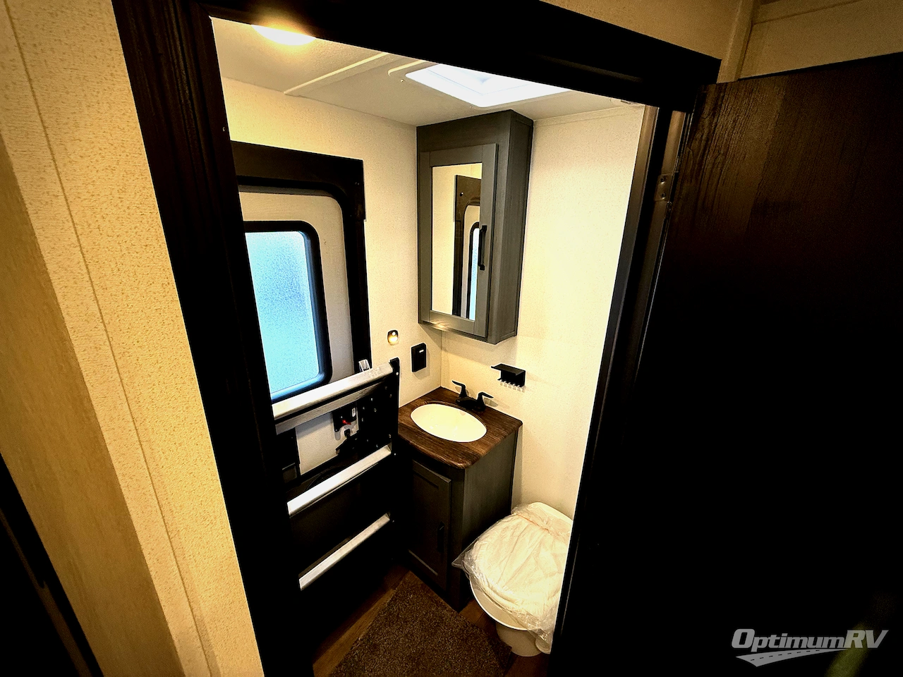 2026 Palomino Puma 32BHQS Photo 15