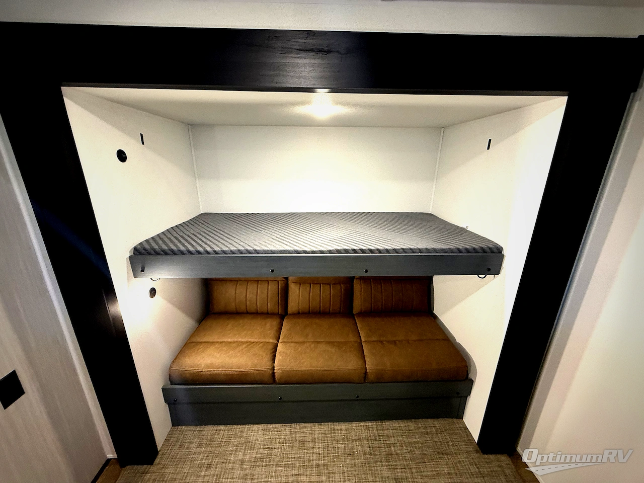 2026 Palomino Puma 32BHQS Photo 17