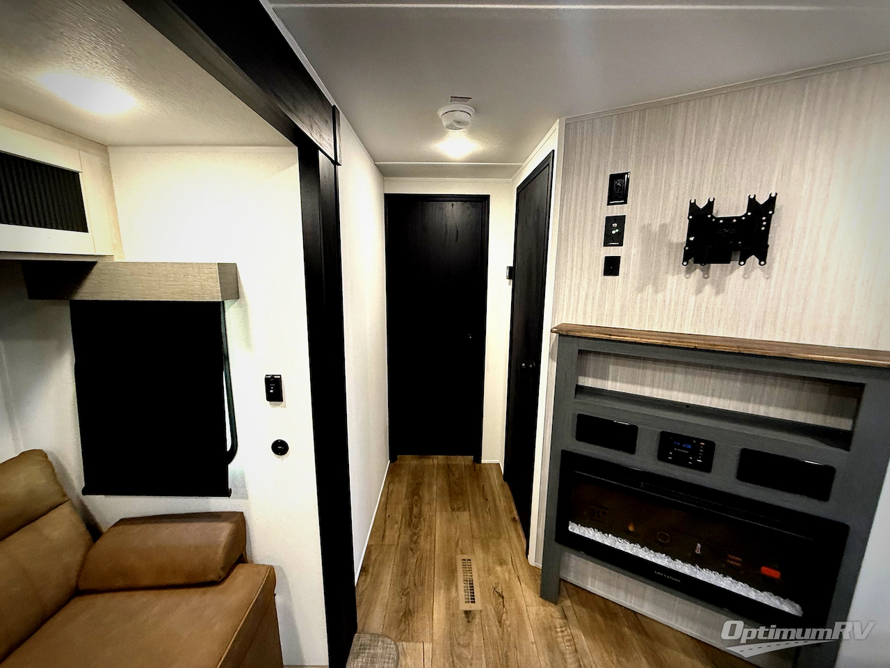 2026 Palomino Puma 32BHQS Photo 20