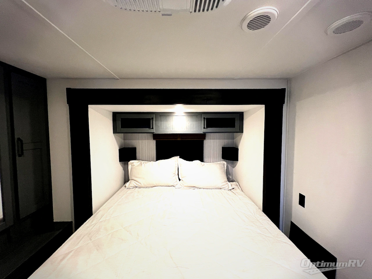 2026 Palomino Puma 31FKRK Photo 19