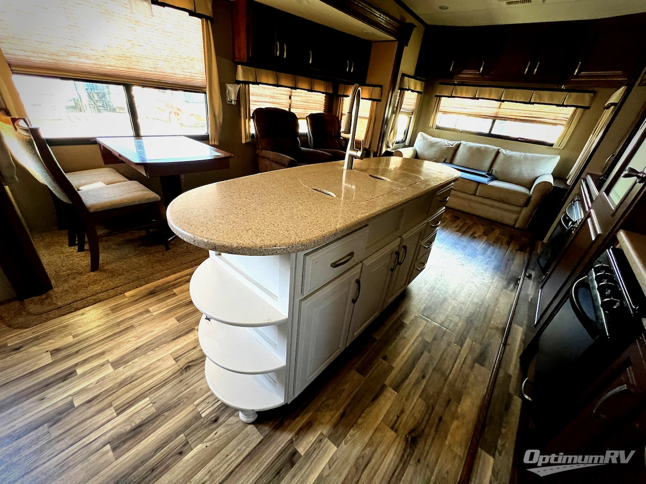 2014 Grand Design Solitude 369RL Photo 11