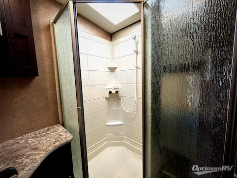 2016 Forest River Surveyor 240RBS RV Photo 4