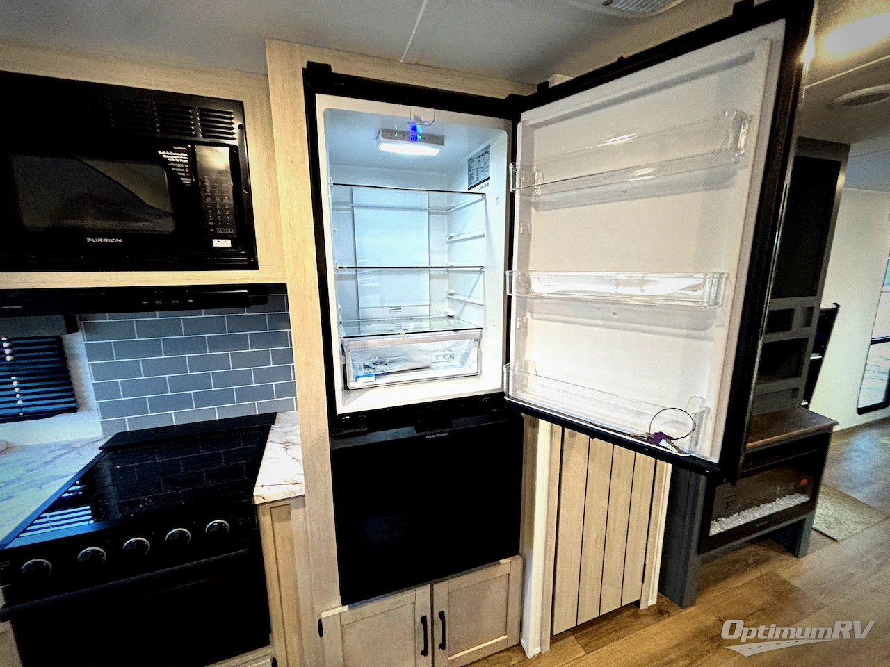 2026 Palomino Puma 31FKRK Photo 9