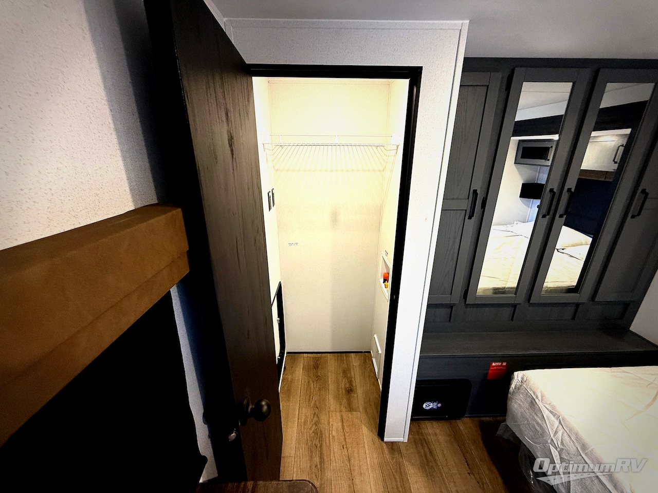 2026 Palomino Puma 31FKRK Photo 21