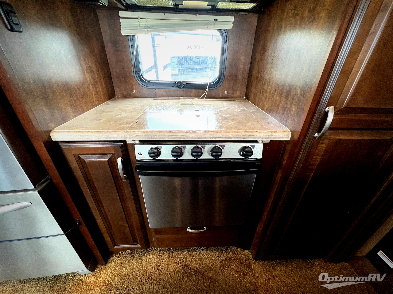 2016 Forest River Cardinal 3250RL Photo 13
