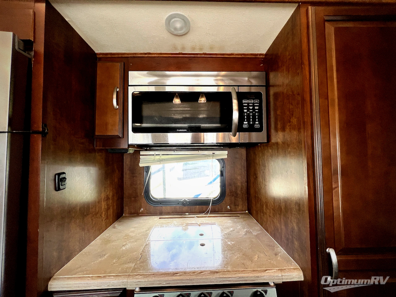 2016 Forest River Cardinal 3250RL Photo 14