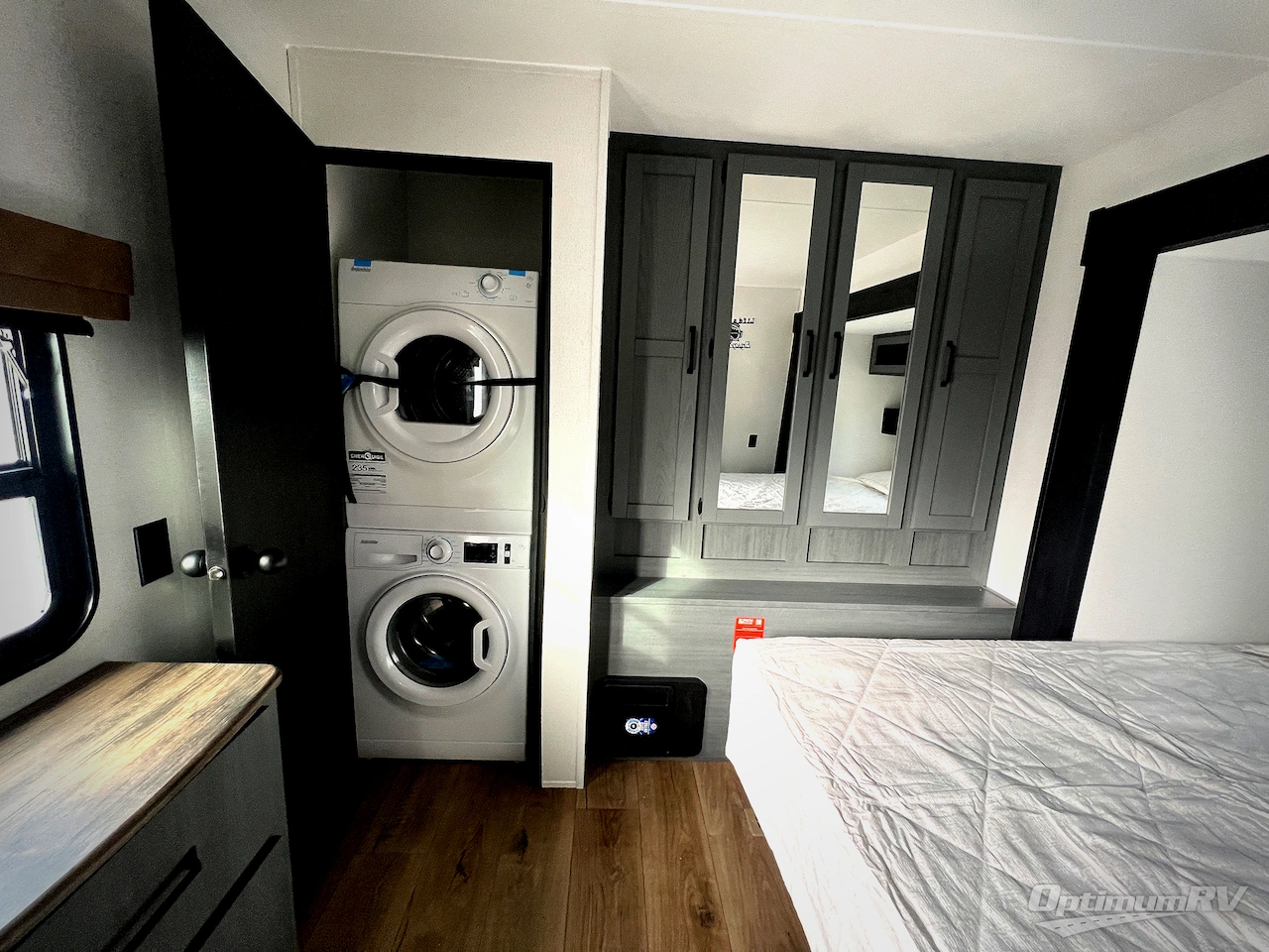 2026 Palomino Puma Destination 39FKL Photo 20