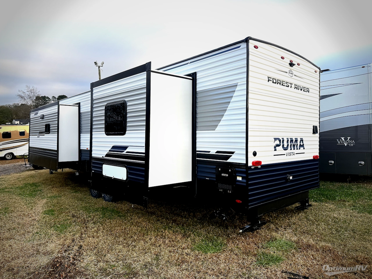 2026 Forest River Puma Vista 37PFL Photo 3