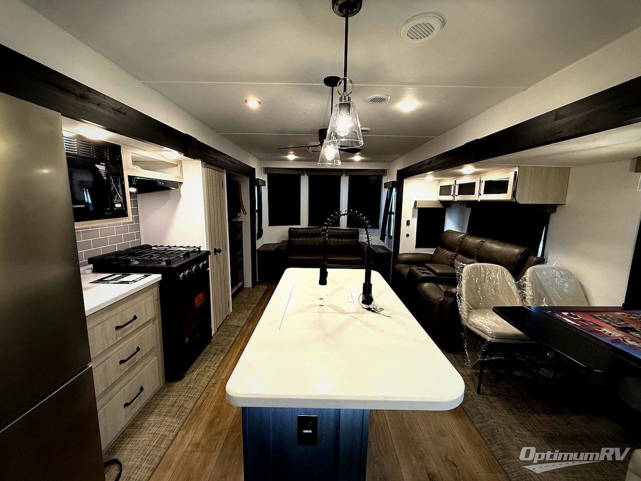 2026 Forest River Puma Vista 37PFL Photo 4