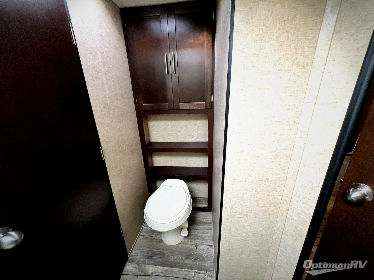 2017 Forest River Cherokee Grey Wolf 24RK Photo 18