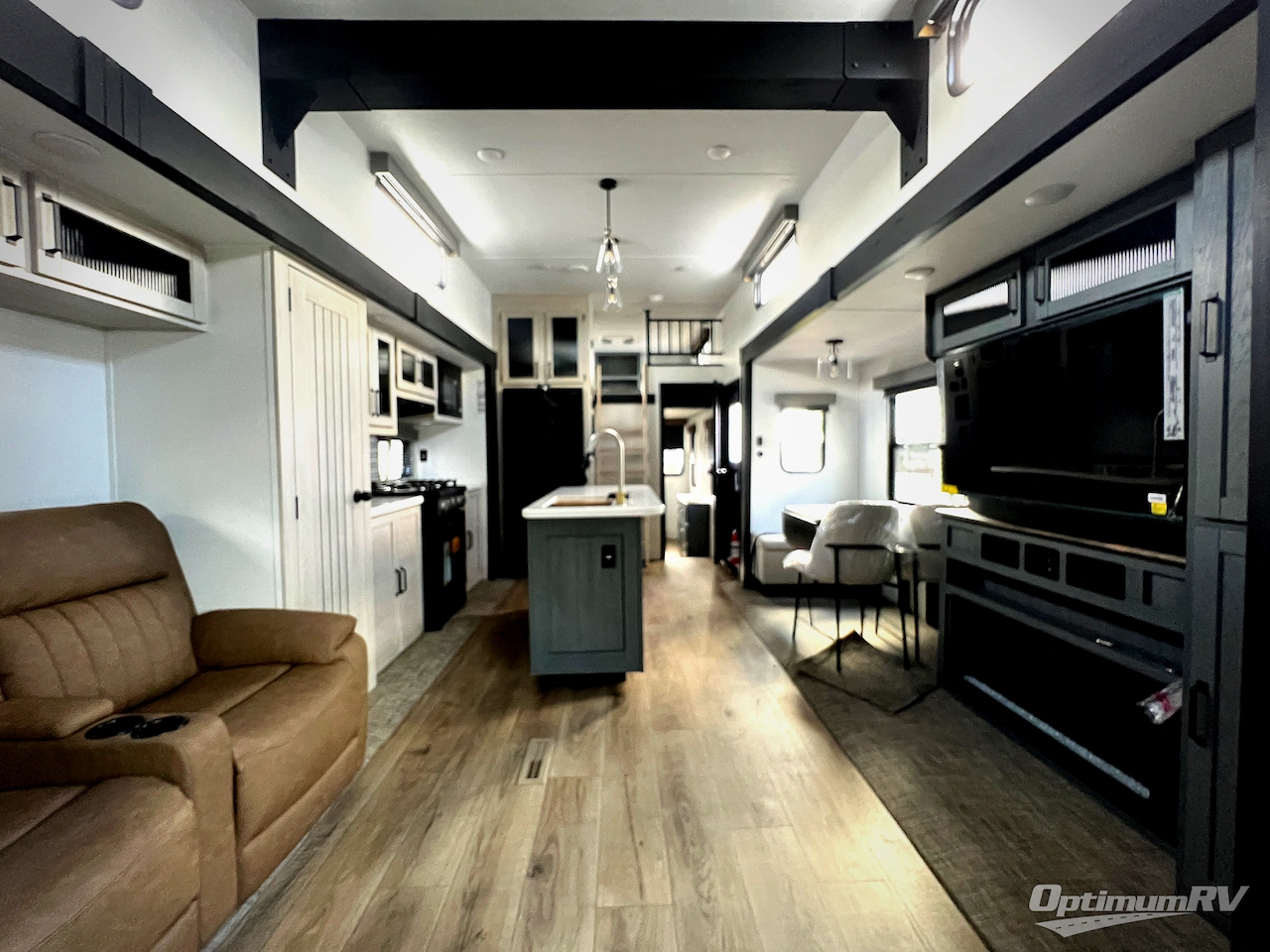 2026 Forest River Puma Vista 420LFT Photo 5