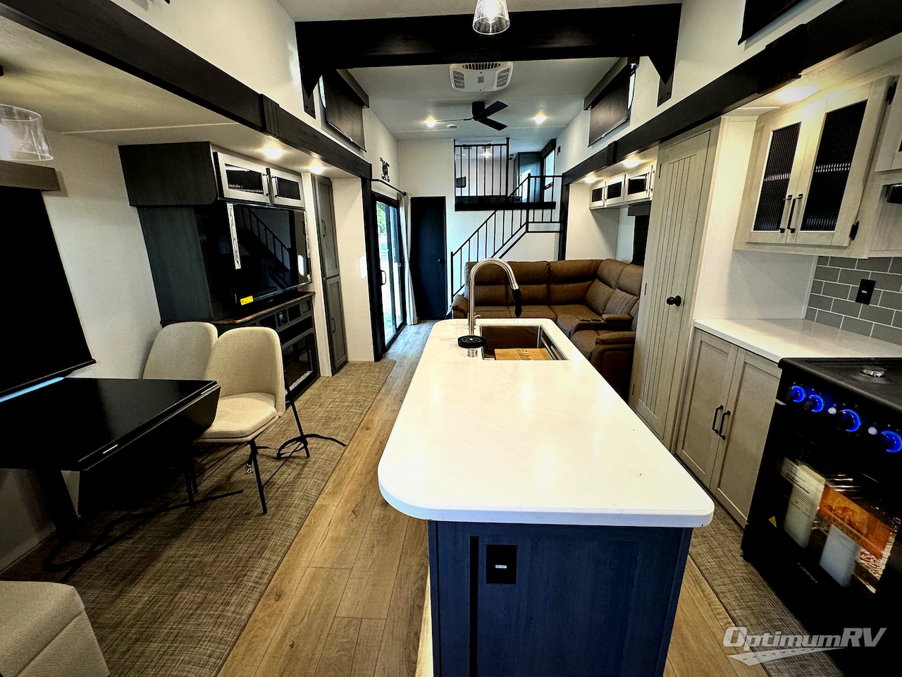 2026 Forest River Puma Vista 402LFT Photo 2