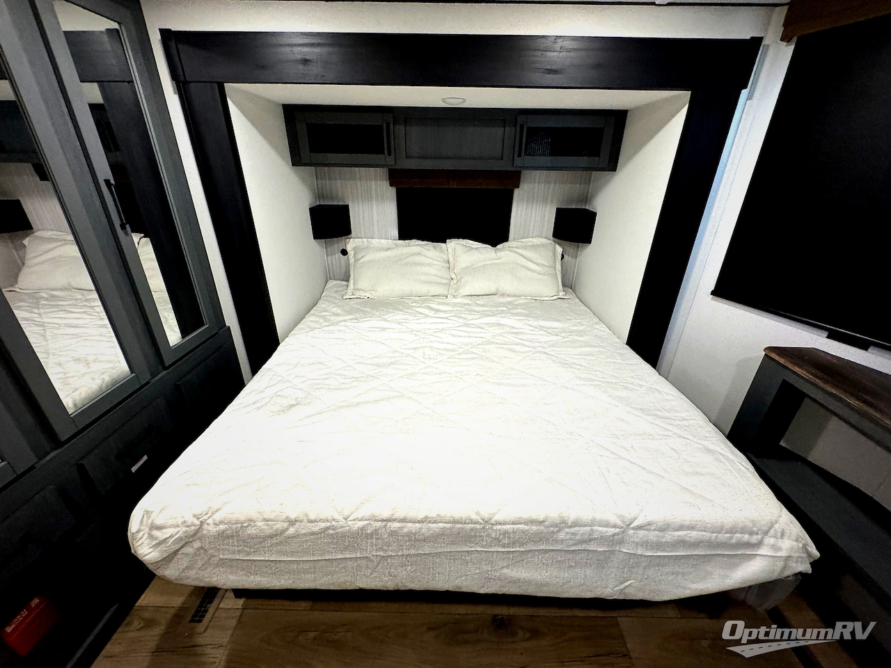 2026 Forest River Puma Vista 402LFT Photo 7