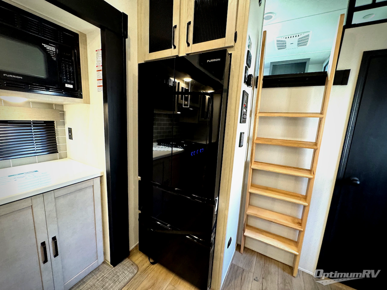 2026 Forest River Puma Vista 402LFT Photo 12