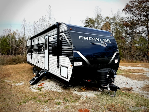 New 2026 Heartland Prowler 2802BHS Featured Photo