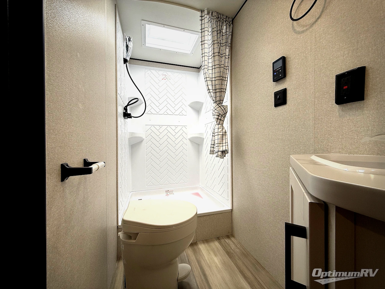 2026 Heartland Prowler 2802BHS Photo 18