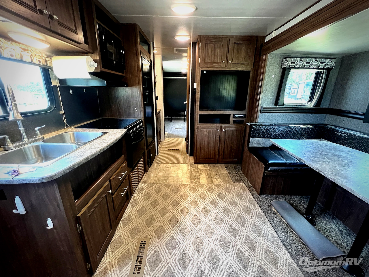 2018 Heartland Pioneer RG28 Photo 4