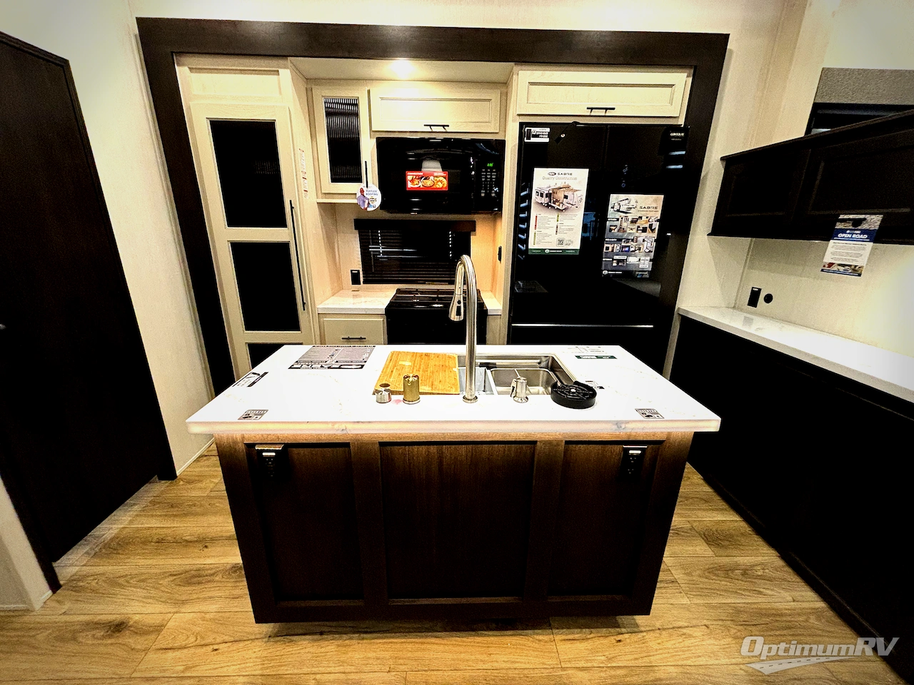 2026 Forest River Sabre 37FLH Photo 6