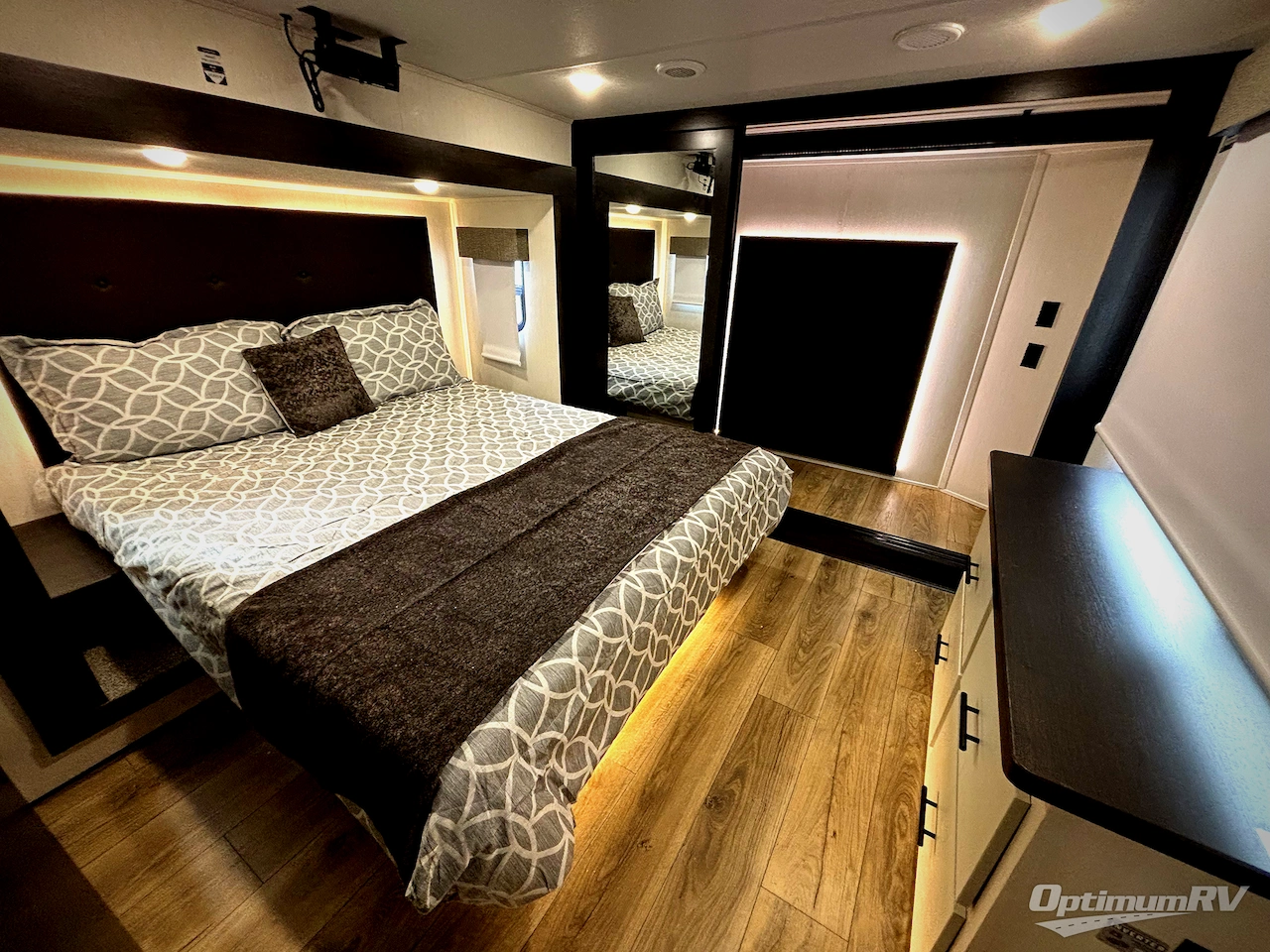 2026 Forest River Sabre 37RVMILES Photo 8