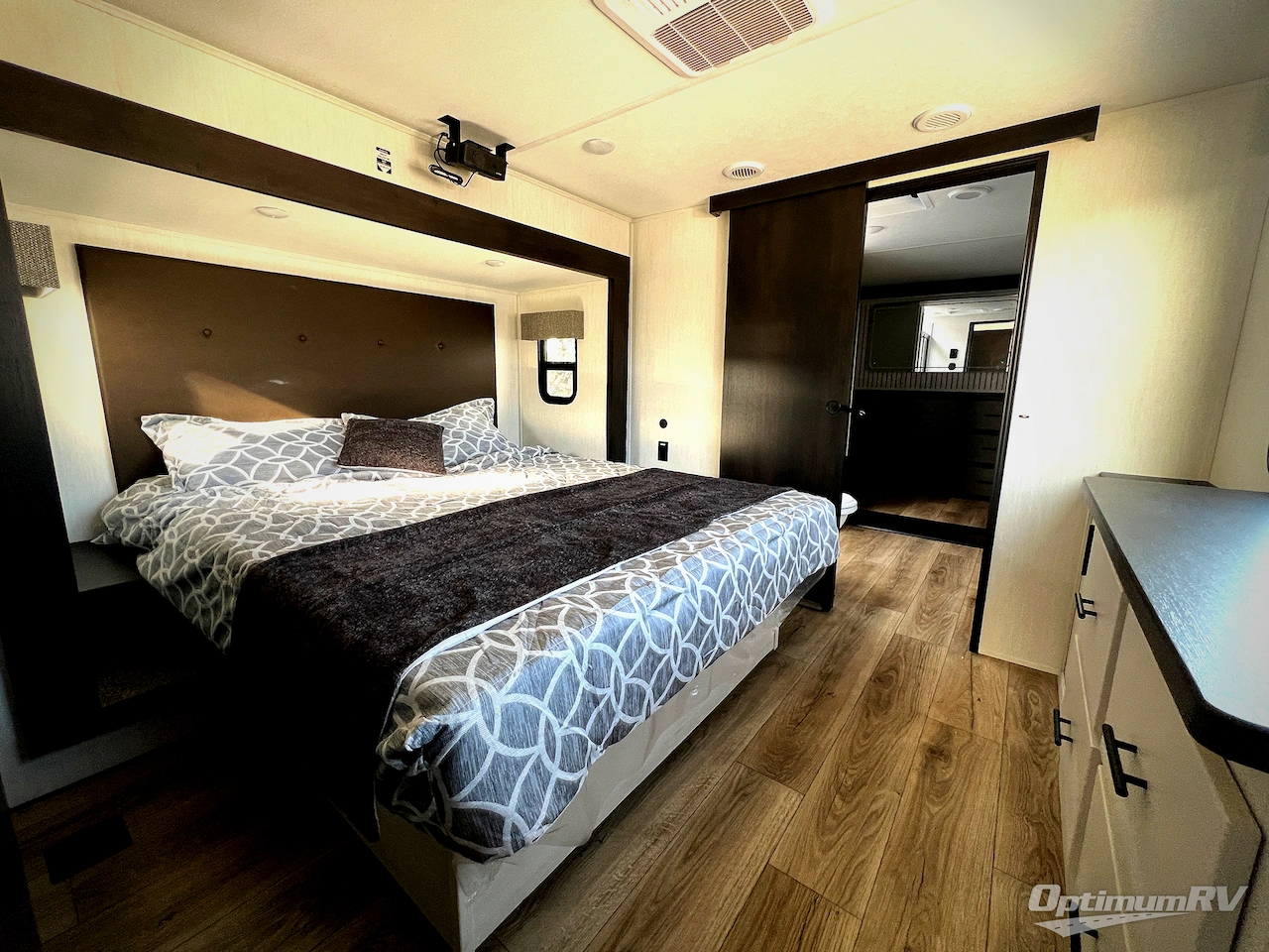 2026 Forest River Sabre 36EST Photo 16