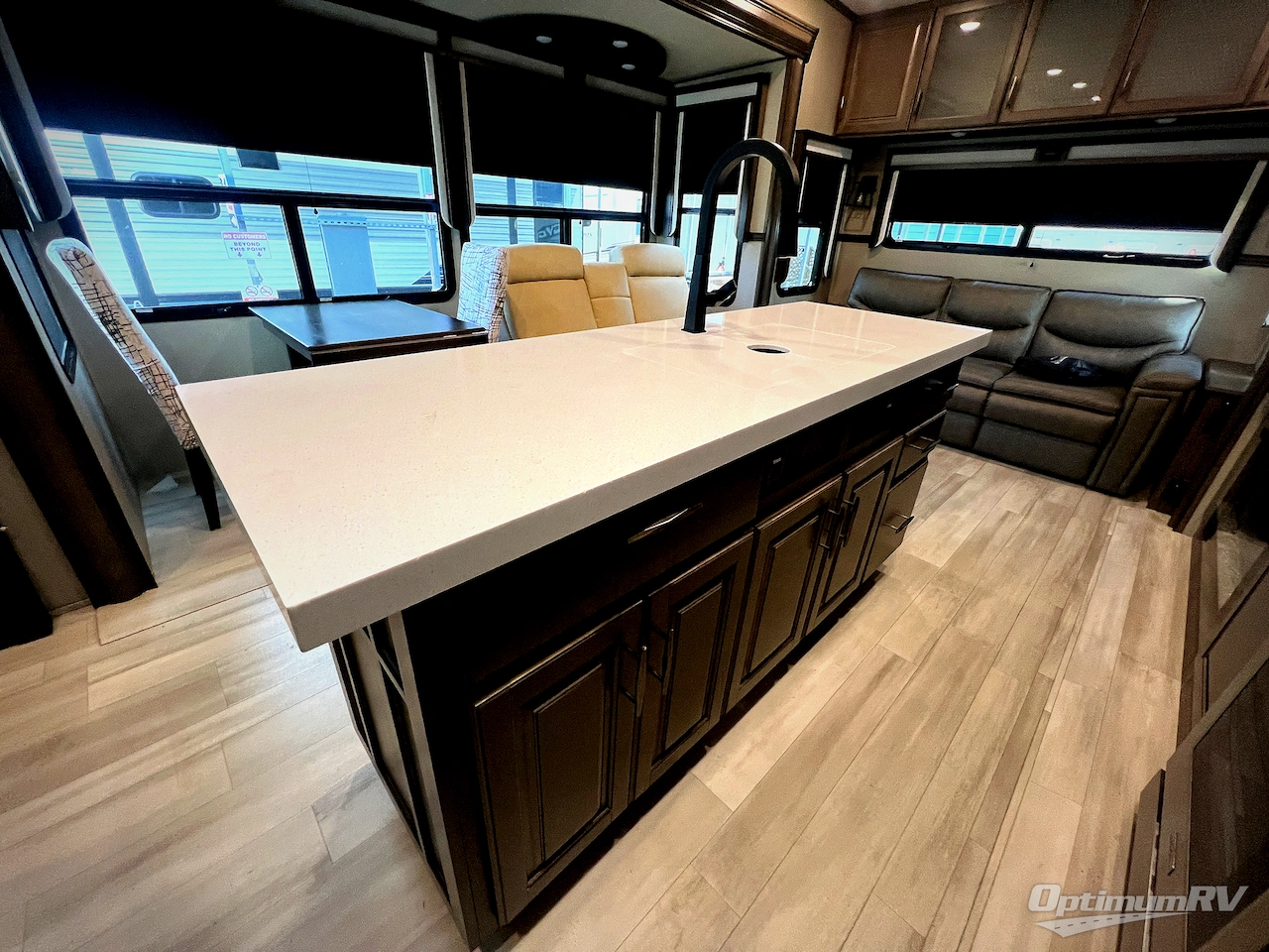 2022 Grand Design Solitude 310GK Photo 11