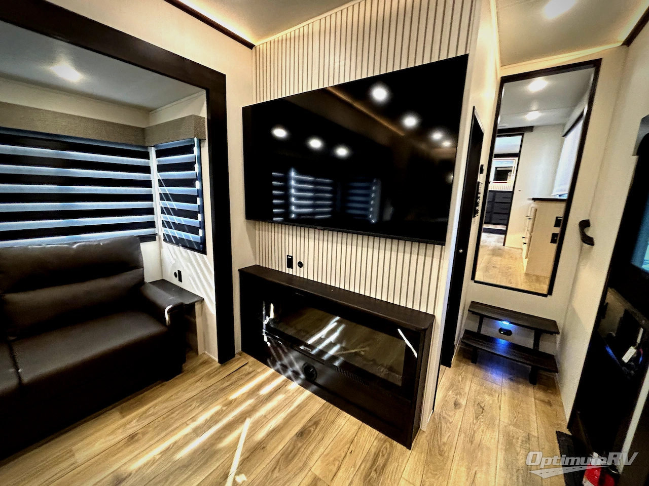 2026 Forest River Cherokee Sabre 36EST Photo 18