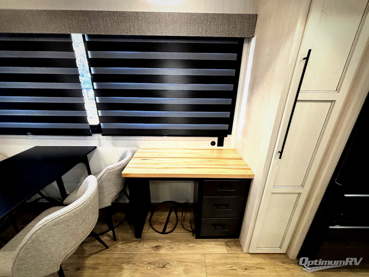 2026 Forest River Cherokee Sabre 36EST Photo 21