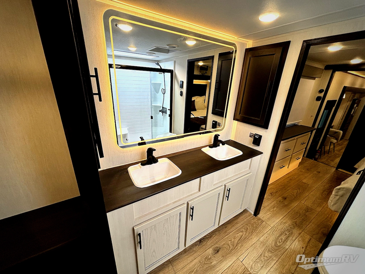 2026 Forest River Cherokee Sabre 36EST Photo 11