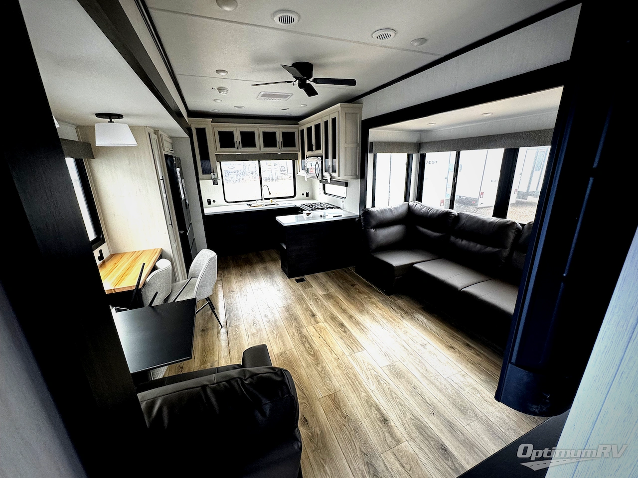 2026 Forest River Cherokee Sabre 36EST Photo 8