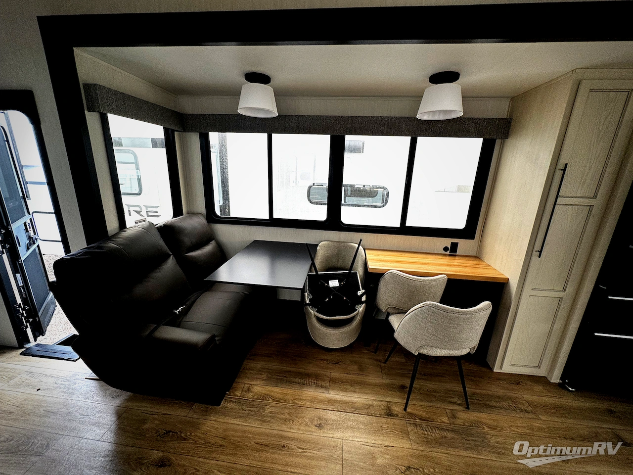 2026 Forest River Cherokee Sabre 36EST Photo 10