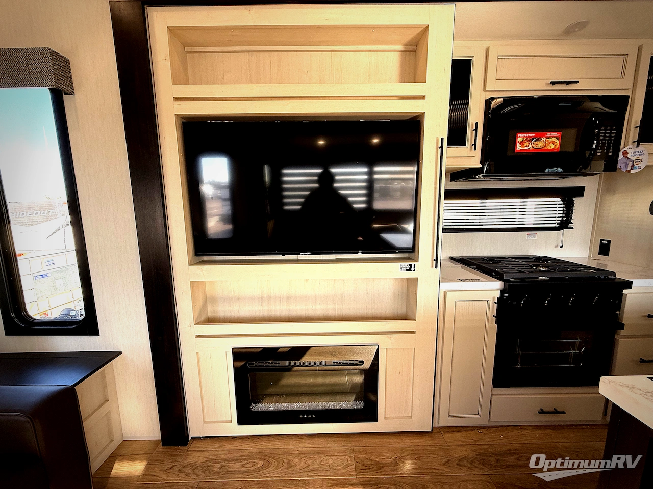 2026 Forest River Cherokee Sabre 36FLX Photo 8