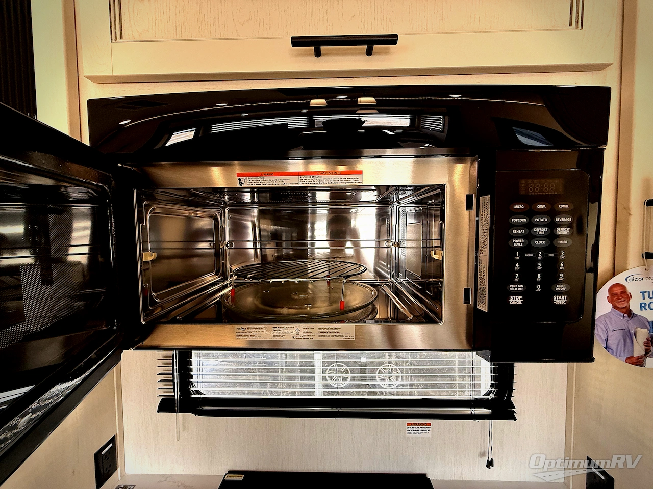 2026 Forest River Cherokee Sabre 36FLX Photo 10