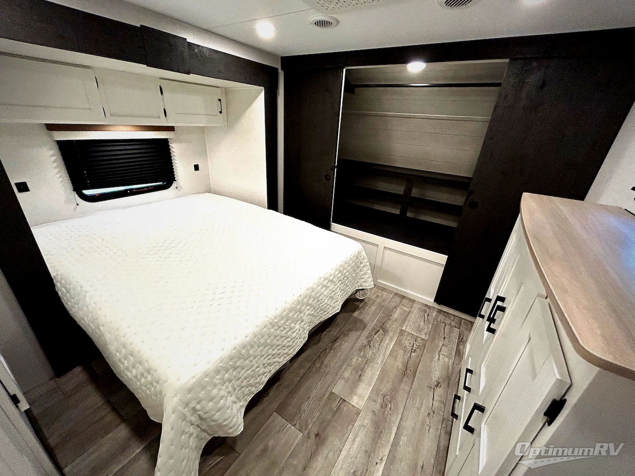 2026 Venture Sienna 293VIK Photo 8