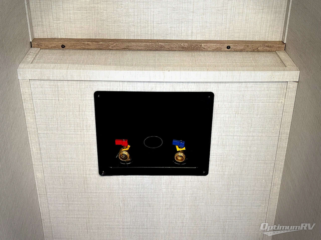 2024 Gulf Stream Kingsport Supreme Series 36FRSG Photo 17