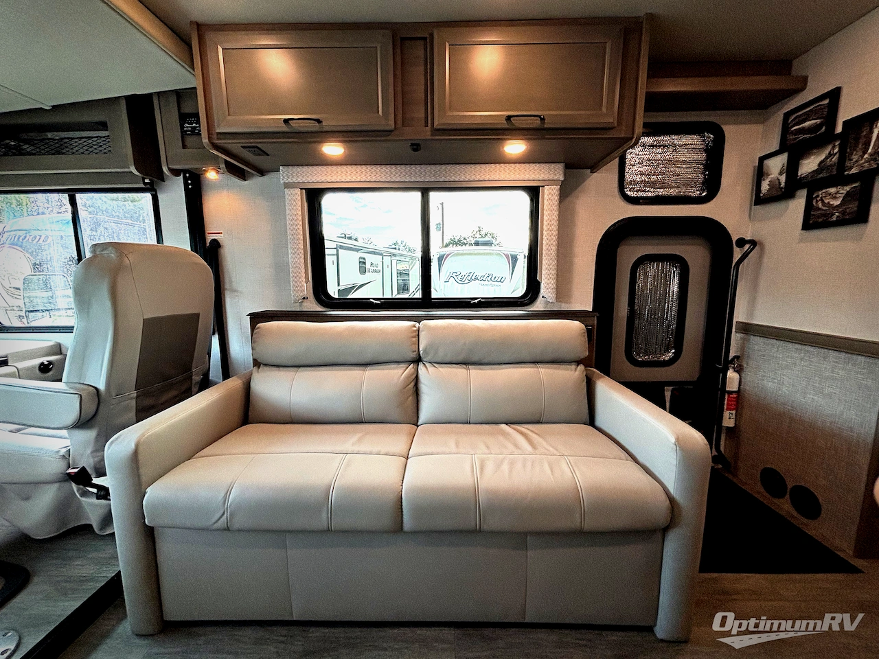 2024 Holiday Rambler Admiral 28A Photo 17