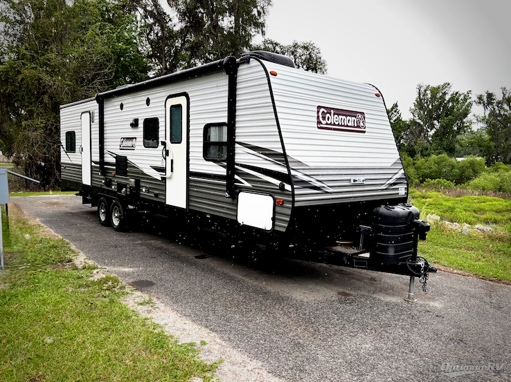 2020 Dutchmen Coleman Lantern Series 300TQ RV Photo 1