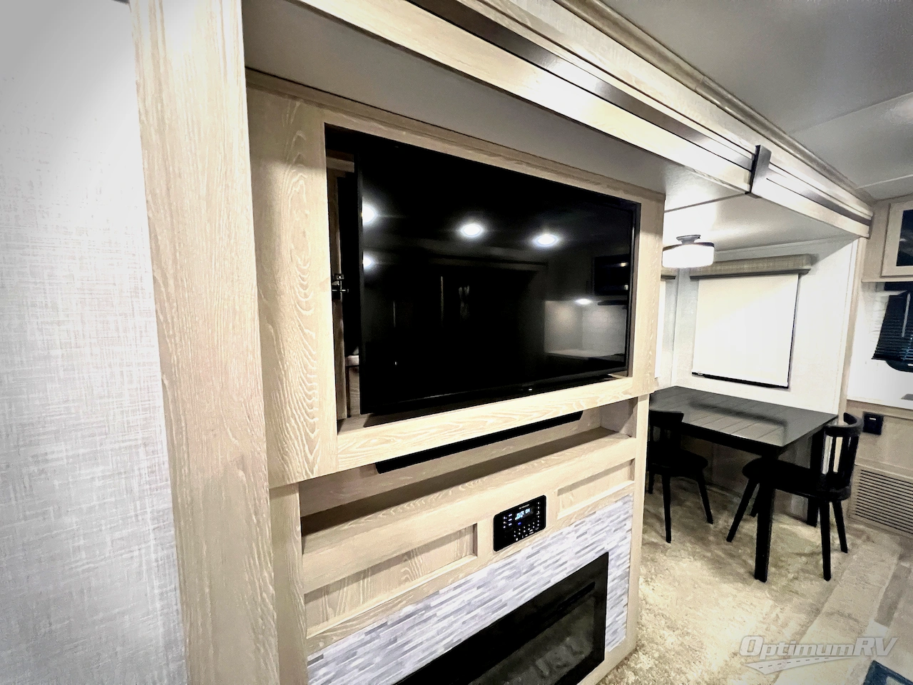 2021 Forest River Flagstaff Classic 832RKSB Photo 8