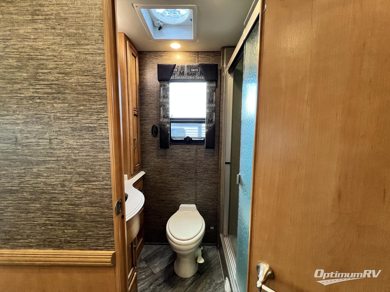2017 Newmar Ventana LE 3436 Photo 16